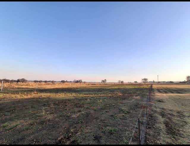 85,653M² FARM FOR SALE IN FALCON RIDGE